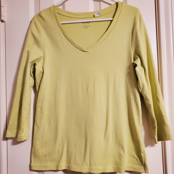 Chicos green tshirt w 3/4 sleeves - Picture 1 of 4